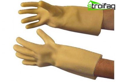 Dielektriska handskar