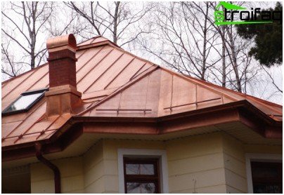 Cosa devi sapere sull'installazione di un tetto in aggraffature