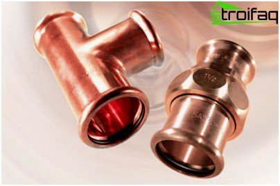 Accesorios de presión para tubos de cobre.
