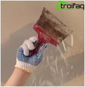 Come pulire il soffitto dalle imbiancature