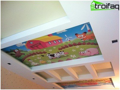 Опънат таван за деца с изображението на смешни животни