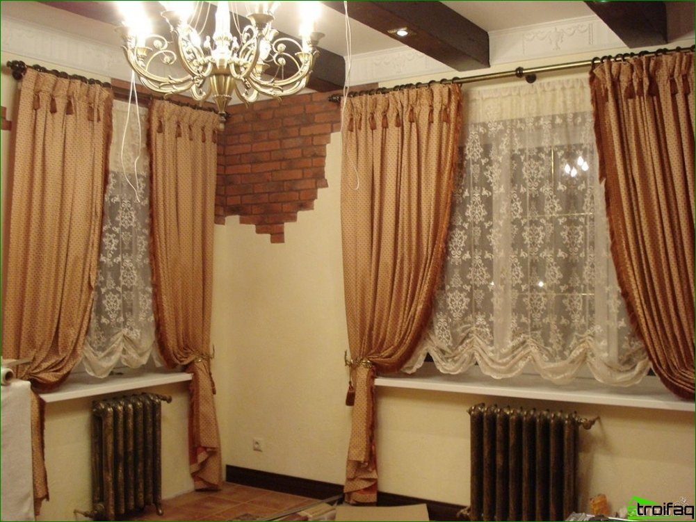 Diseño de cortinas y características interiores