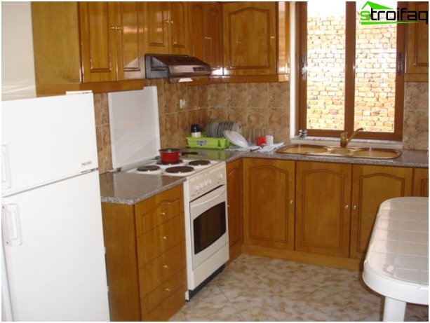 Kitchen design 9 sq m 1