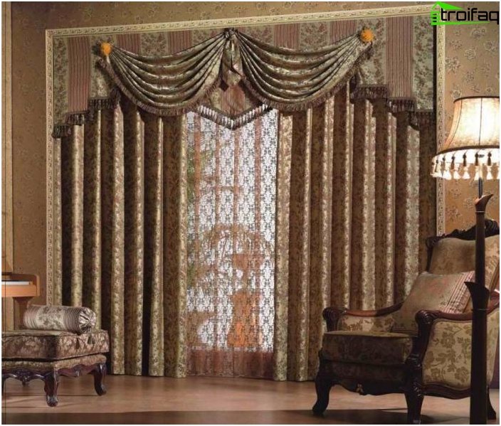 Designløsninger - gardiner til stuen og hallen