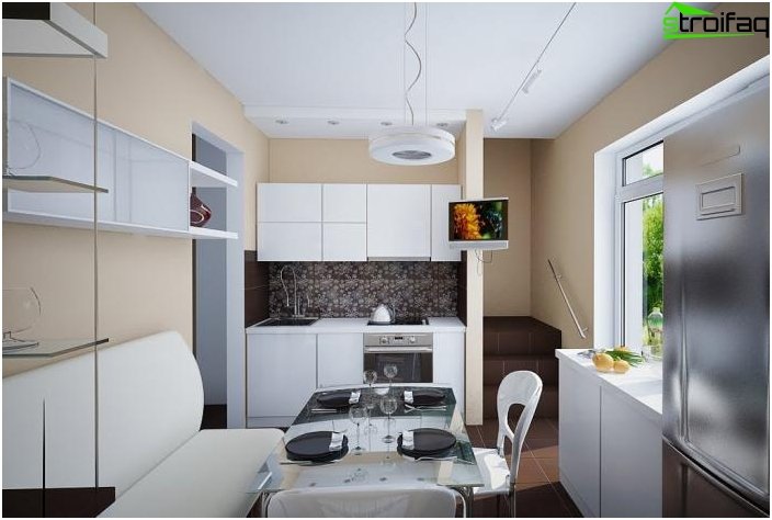 Dining table in the kitchen: photo 1