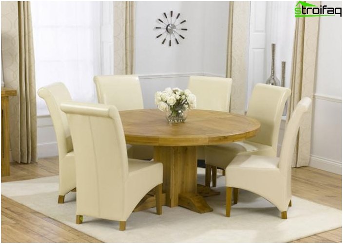 Round dining table - 1