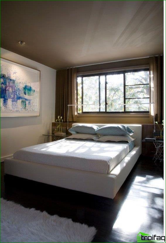 غرفة نوم في الجناح الشرقي: ستساعد أشعة الشمس على الاستيقاظ في الصباح