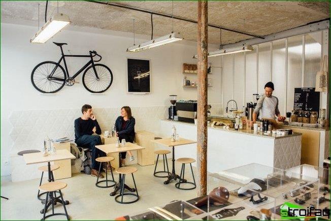 Minimalismo escandinavo en el diseño de una cafetería moderna.