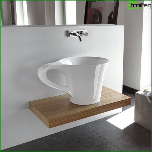 Conventional bathroom sink - 1