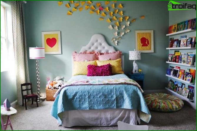 Photo of the bedroom in shades of blue