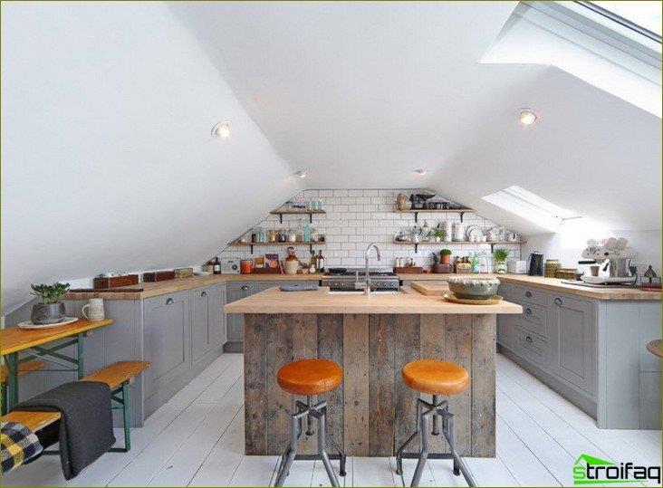 Кухненски таван