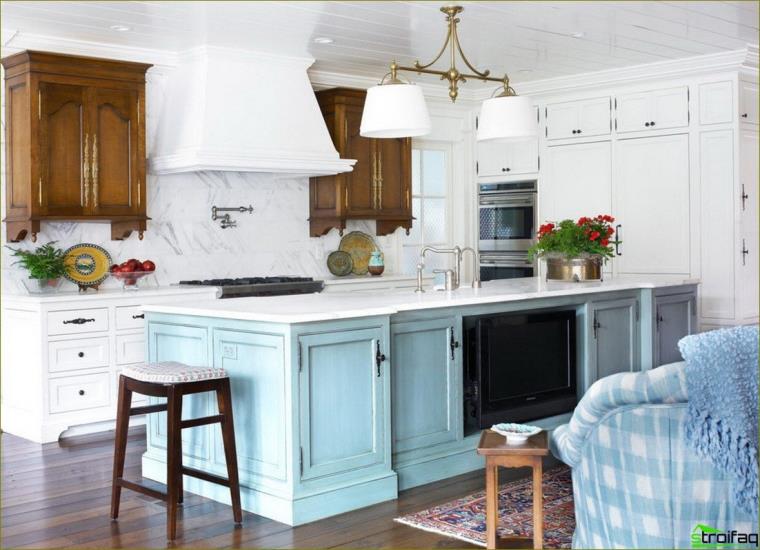 синя кухня снимка
