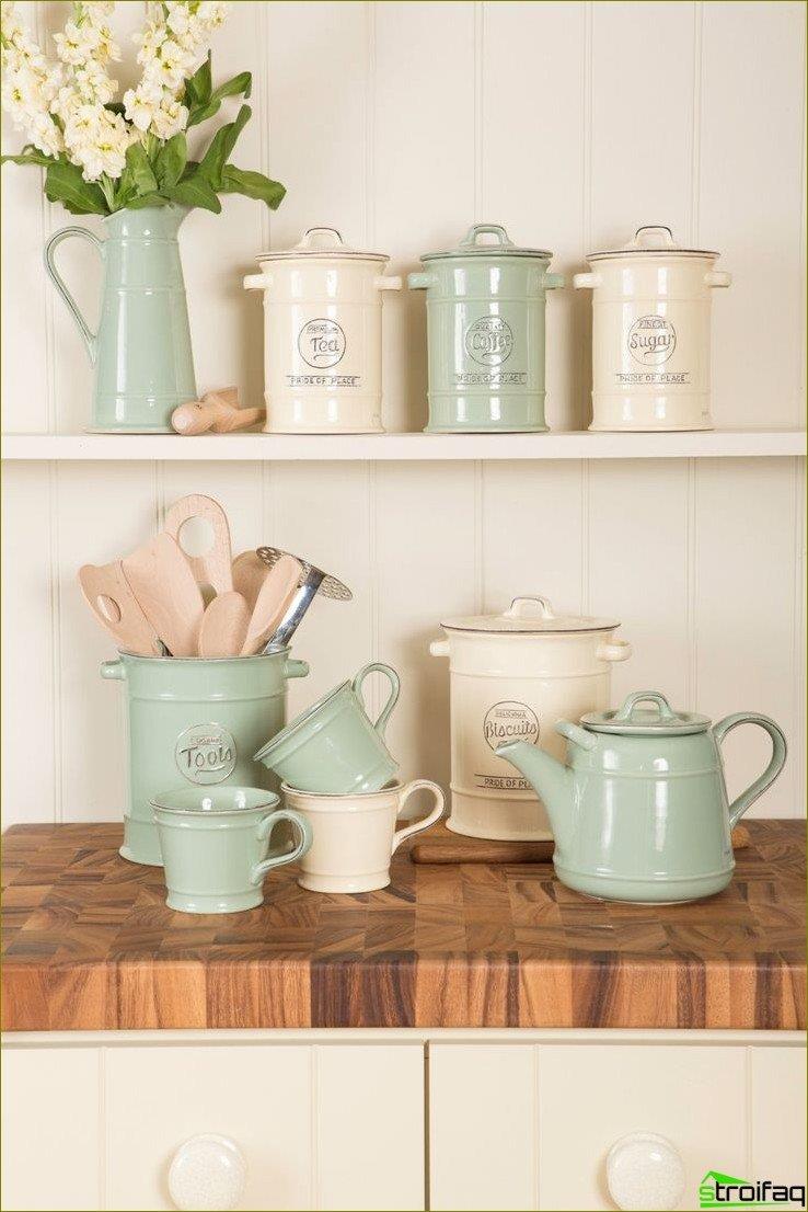 Mint color in the kitchen